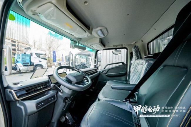 1775019465-815d43a8c6c63ae